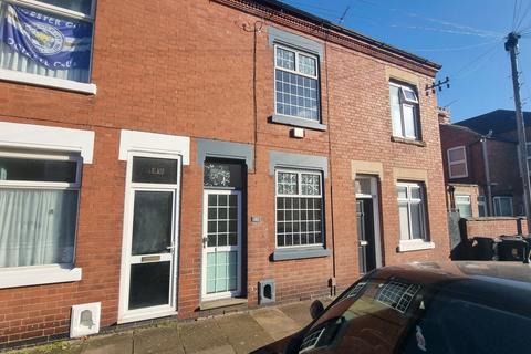 3 bedroom terraced house to rent, St. Leonards Road, Leicester LE2