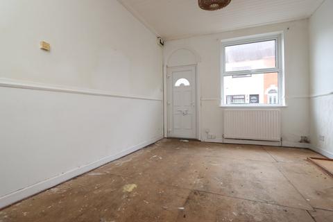 2 bedroom end of terrace house for sale, Cobden Street, Kidderminster, DY11