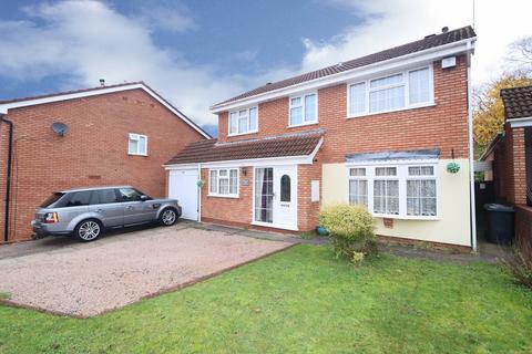 4 bedroom detached house for sale, Yellowhammer Court, Kidderminster, DY10