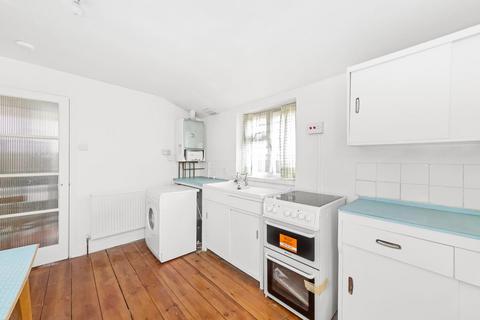 2 bedroom apartment for sale, Studholme Street, Peckham, SE15