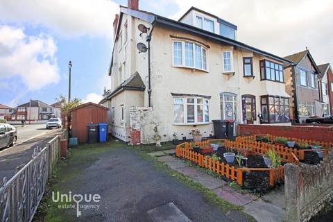 39 Beach Road, Thornton-cleveleys, FY5 1EG