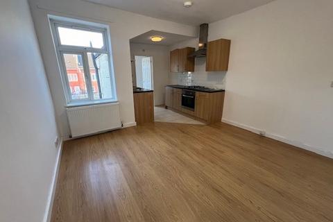 1 bedroom flat to rent, Bath Street, Rugby, CV21