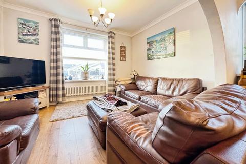 3 bedroom semi-detached house for sale, Waun Road, Loughor, Swansea, West Glamorgan, SA4