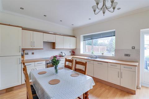 3 bedroom house for sale, Fleetwood Avenue, Westcliff-On-Sea SS0