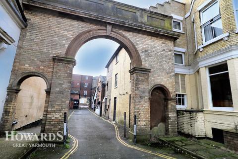 2 bedroom terraced house for sale, Wellington Road, Great Yarmouth