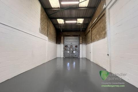 Industrial unit to rent, Aylesbury HP19