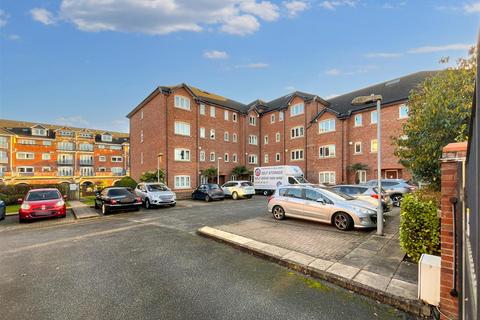 2 bedroom apartment for sale, Bridgewater Street, Sale