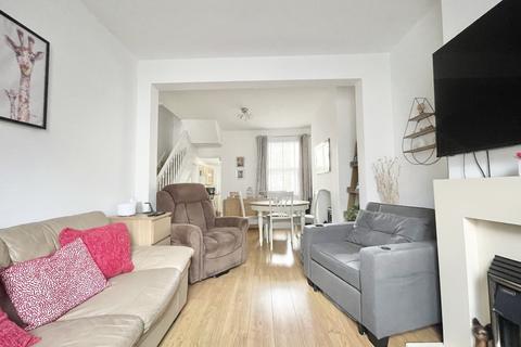 33 Buller Road, Exeter, EX4 1BZ