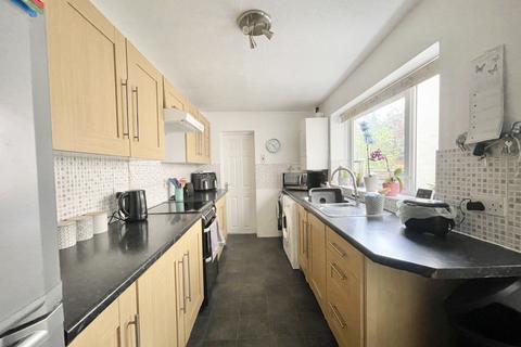 33 Buller Road, Exeter, EX4 1BZ