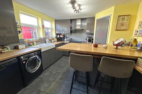 3 bedroom semi-detached house for sale, Pepper Road, Calverton, Nottingham