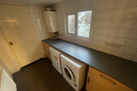 2 bedroom terraced house to rent, High Street, Harborne, Birmingham, B17