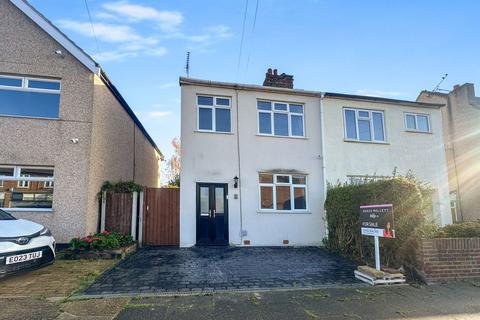 3 bedroom semi-detached house for sale, Rayleigh Road, Stanford-le-hope SS17