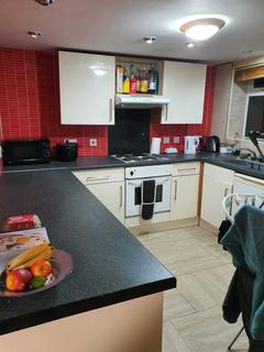 6 bedroom terraced house to rent, Leeds LS6