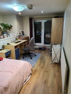 undefined, Leeds LS6