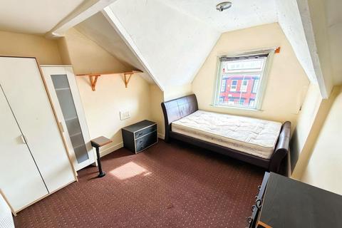 undefined, Leeds LS6
