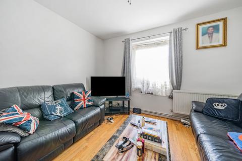 3 bedroom apartment for sale, Peckham Road, London