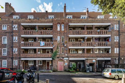 Peckham Road, London