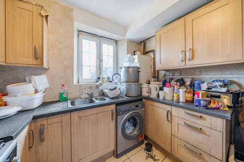 3 bedroom apartment for sale, Peckham Road, London