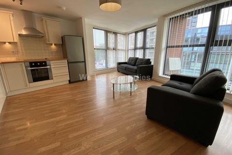 3 bedroom apartment to rent, Chapel Street, Salford M3