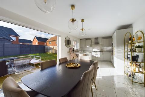 4 bedroom detached house for sale, Power Close, Wokingham, Berkshire, RG41