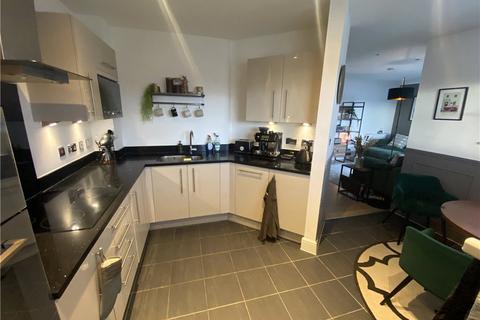 61 Andrews Close, Warwick, CV34 5GF