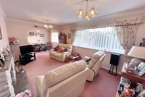 2 bedroom detached bungalow for sale, Wareham