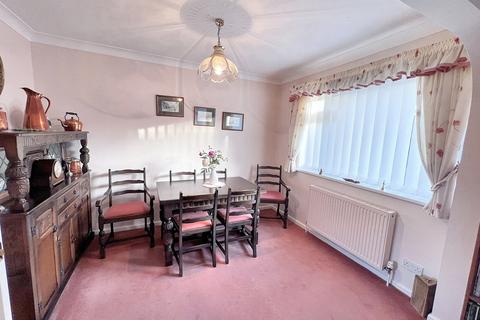 2 bedroom detached bungalow for sale, Wareham