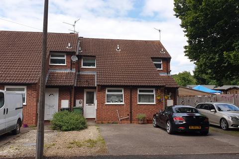 1 bedroom terraced house to rent, Dove Close, Worcester WR4