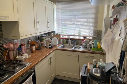 1 bedroom terraced house to rent, Dove Close, Worcester WR4