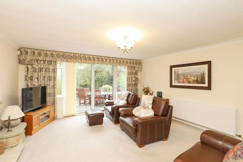 84 Davids Drive, Wingerworth, Chesterfield, S42 6TS
