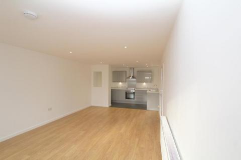 2 bedroom flat to rent, High Street, Bristol BS11