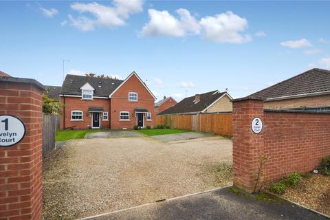 3 bedroom semi-detached house for sale, High Street, Wroughton, Swindon, Wiltshire, SN4