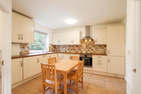 2 bedroom end of terrace house to rent, Greenlands, Cambridge CB2