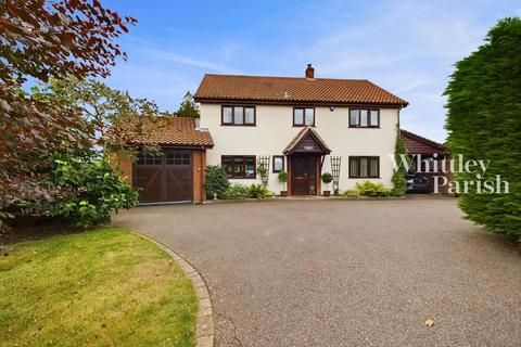 4 bedroom detached house for sale, Brewers Green Lane, Diss