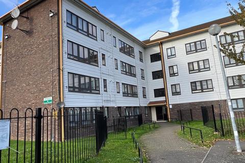 1 bedroom apartment to rent, Summerwood Road, Isleworth