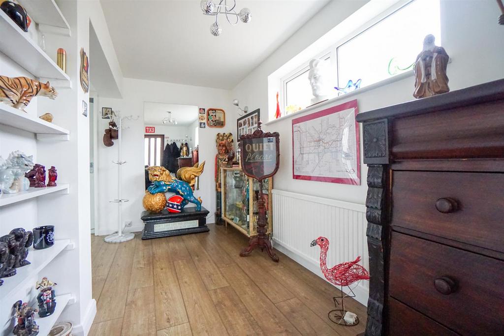 2 Chailey Close (4).jpg