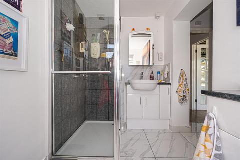 2 Chailey Close, Hastings, TN34 2RG