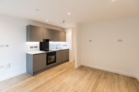 Studio to rent, Liverpool L3