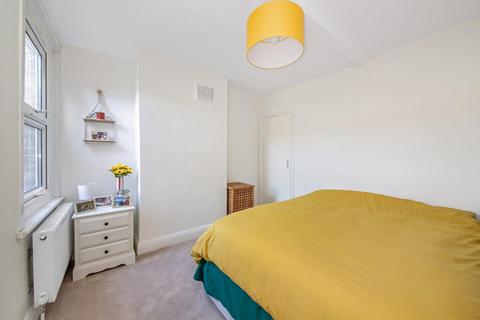 2 bedroom house for sale, Benton's Lane, West Norwood, SE27