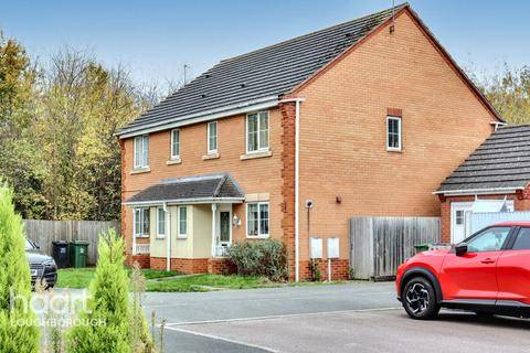 3 bedroom semi-detached house for sale, Normanton Drive, Loughborough