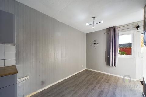 2 bedroom end of terrace house to rent, Waypost Court, Northamptonshire NN3