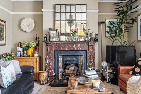 23 Howard Road, Dorking, RH4 3HP