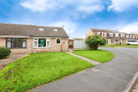 4 bedroom semi-detached bungalow for sale, Windsor Drive, York YO32