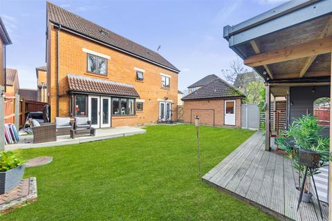 6 bedroom detached house for sale, Langport Crescent, Milton Keynes MK5