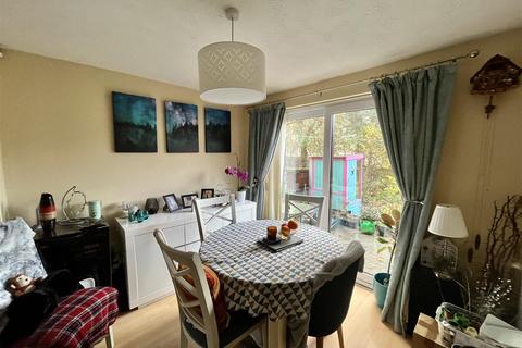 3 bedroom house for sale, Newington Grove, Trentham, Stoke-On-Trent