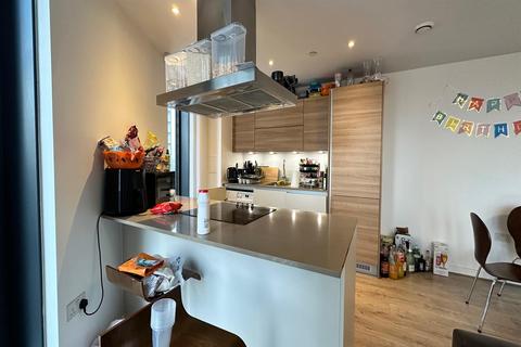 2 bedroom apartment for sale, Unex Tower, Station Street, Stratford, London, E15