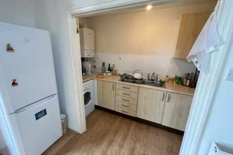 1 bedroom flat to rent, Swinton Grove, Manchester M13