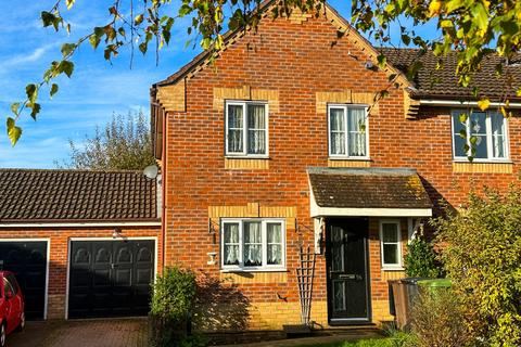 3 bedroom end of terrace house for sale, Blackthorn Road, Attleborough, Norfolk, NR17 1YJ