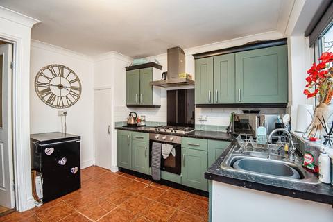 3 bedroom terraced house for sale, Eskdale Walk, Doncaster DN5