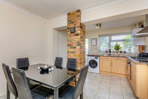 2 bedroom terraced house for sale, Wellington Road South, Hounslow, TW4